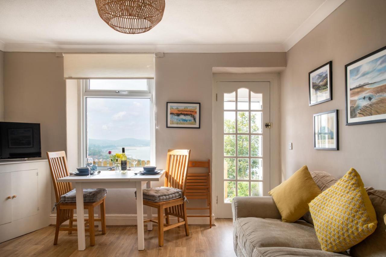Willa Windy Ridge Terrace With Beautiful Sea Views, North Wales Coast Old Colwyn Zewnętrze zdjęcie