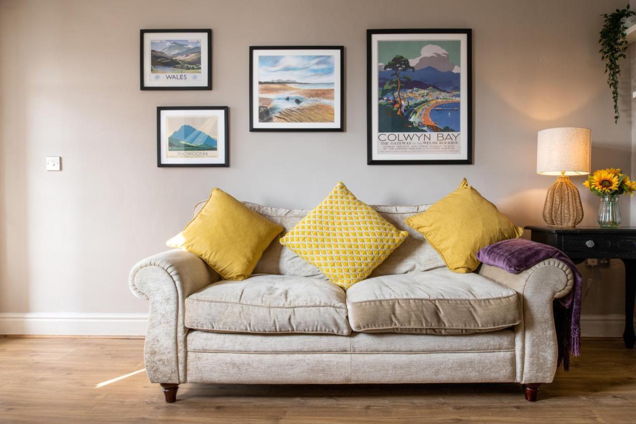 Willa Windy Ridge Terrace With Beautiful Sea Views, North Wales Coast Old Colwyn Zewnętrze zdjęcie